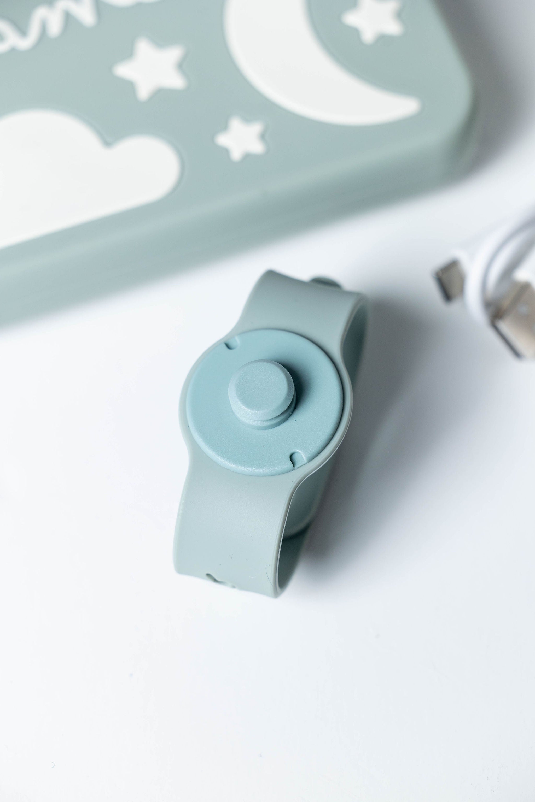 Dreamer™ Baby Sound Machine | 432Hz & 528Hz | Doctor-Endorsed | BPA-Free | No Subscription